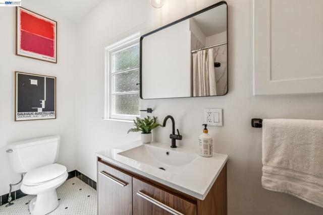 Image 41 of 60 For 491 Vincente Avenue