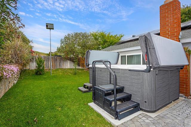 13612 El Mar Ave, Poway CA: https://media.crmls.org/mediaz/198c2825-88a4-4d23-a8f0-d7799d8b03d4.jpg