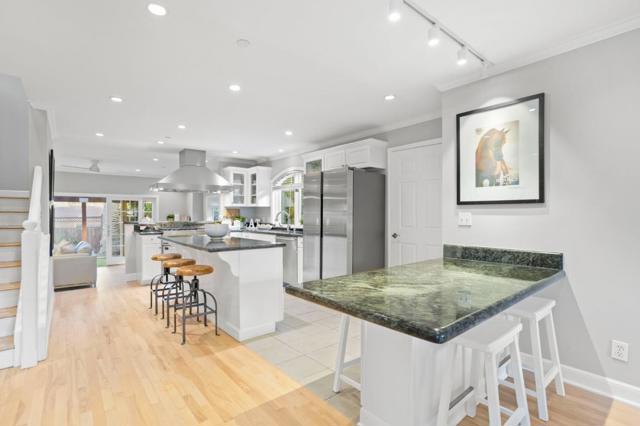 643 28th Avenue, San Mateo CA: https://media.crmls.org/mediaz/198c4087-0b9c-4aff-85f5-4de173153910.jpg