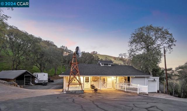 Image 44 of 60 For 1980 Curry Canyon Rd
