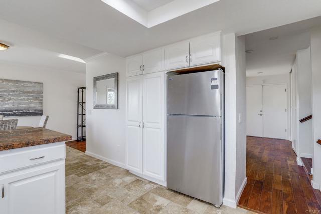 Detail Gallery Image 10 of 56 For 1782 Troy Ln, Oceanside,  CA 92054 - 3 Beds | 2 Baths