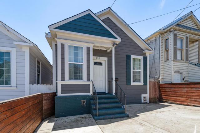 275 Teddy Avenue, San Francisco CA: https://media.crmls.org/mediaz/198f98a3-25c8-4810-80cc-6136f73cec3e.jpg