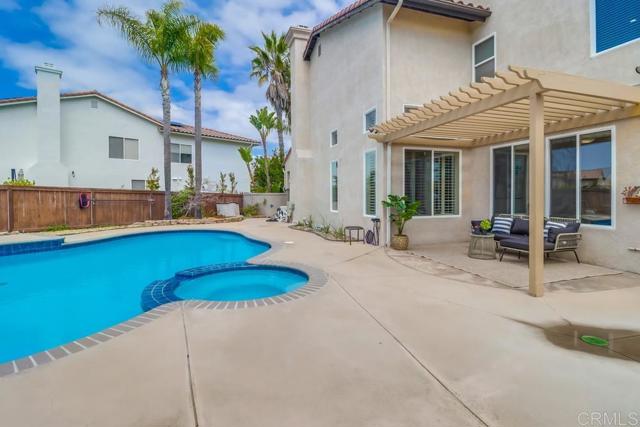 898 Padera Ct, Chula Vista CA: https://media.crmls.org/mediaz/198f9e52-f0af-44e5-a0ca-1df42d80c3de.jpg