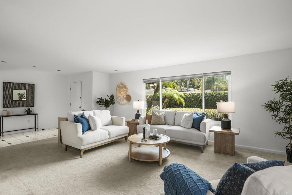 2550 Unicornio Street - photo 9
