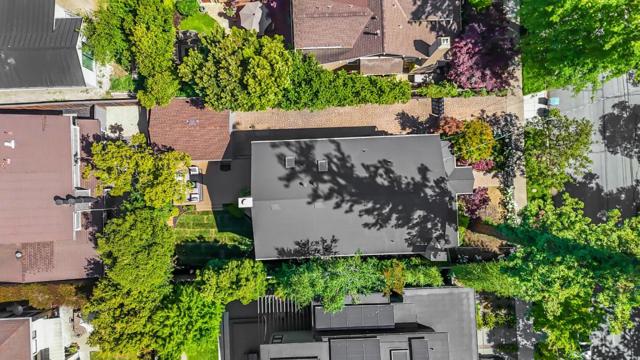 1227 Oak Street, San Mateo CA: https://media.crmls.org/mediaz/1991d0dc-1a76-4fbf-89a1-1d3acc7fffb5.jpg