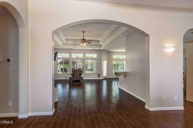 15617 Screaming Eagle Avenue, Bakersfield CA: https://media.crmls.org/mediaz/19959a9a-b47d-4256-af0a-984720f528bd.jpg