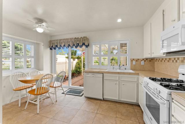 10357 Bart Way, Santee CA: https://media.crmls.org/mediaz/1998c205-dea1-4e65-b4f1-58f42f1604a7.jpg