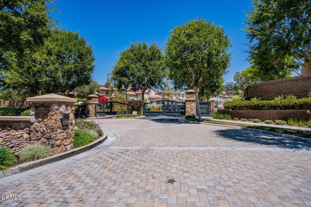 13229 Red Bird Ct Moorpark CA-large-001-