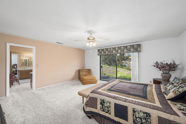 15519 Calistoga Dr., Ramona CA: https://media.crmls.org/mediaz/1999b017-cbdf-44bf-bbe6-2aba53f0abca.jpg
