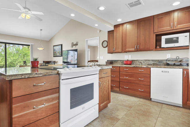 40360 Bay Hill Way, Palm Desert, CA 92211