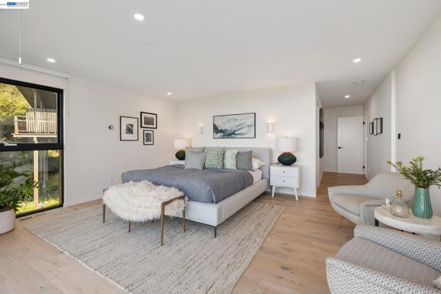 6801 ARMOUR DRIVE, Oakland CA: https://media.crmls.org/mediaz/199aa327-5717-483a-b113-81454b958f2a.jpg