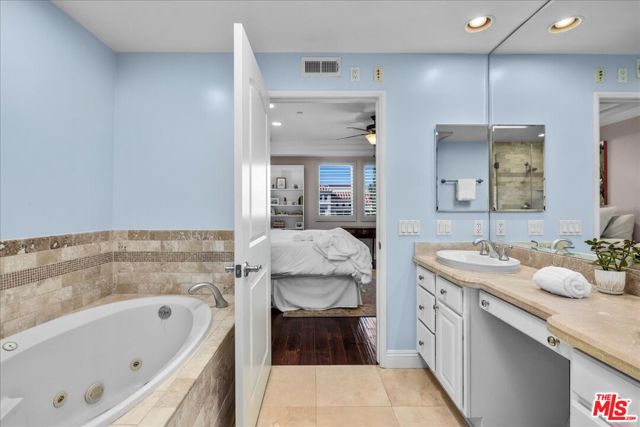12044 Hoffman Street, 302 photo 34