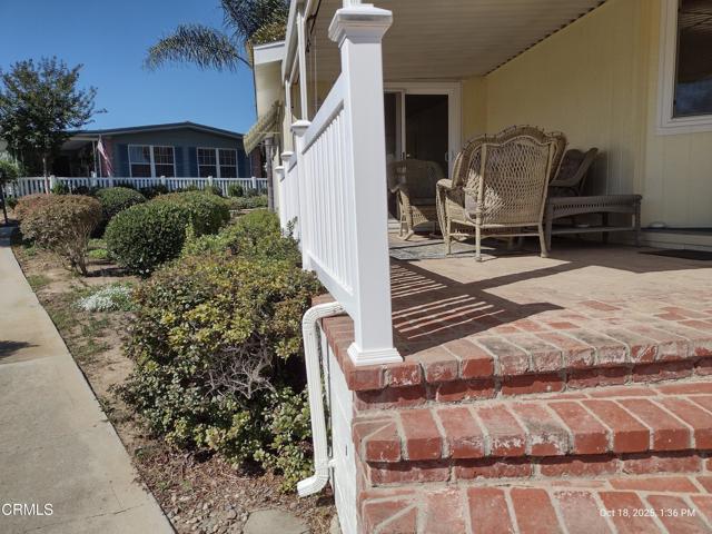 210 Caleta Drive, Camarillo CA: https://media.crmls.org/mediaz/199b6d00-47ab-4f33-a820-5955206e0e88.jpg