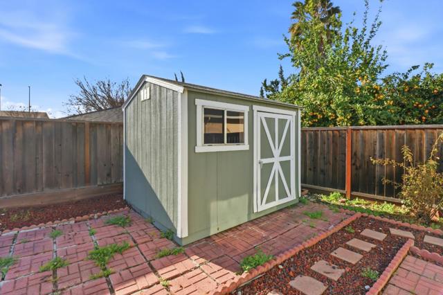 2657 Bon Bon Drive, San Jose CA: https://media.crmls.org/mediaz/199b7921-8282-4735-918e-edc93b81c19a.jpg