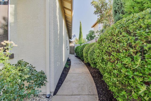Image 26 of 29 For 3137 Grasmere Cir