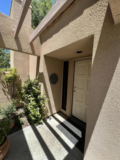 26 Mission Court, Rancho Mirage CA: https://media.crmls.org/mediaz/199cf23c-619b-42cc-8168-0262040b6458.jpg