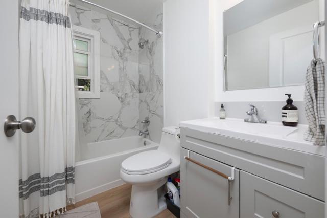 1500 Jasmine Street, San Mateo CA: https://media.crmls.org/mediaz/199d4f0a-5669-4326-a908-cdab0f69b505.jpg