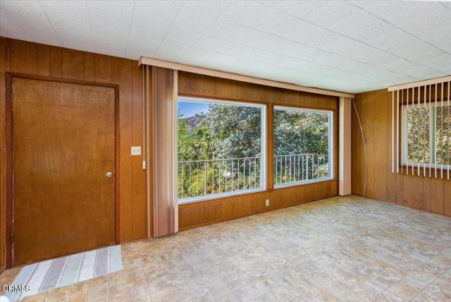 1372 Inverness Drive, Pasadena CA: https://media.crmls.org/mediaz/199dfa16-2d64-4303-9acb-cc5c5fe15f75.jpg