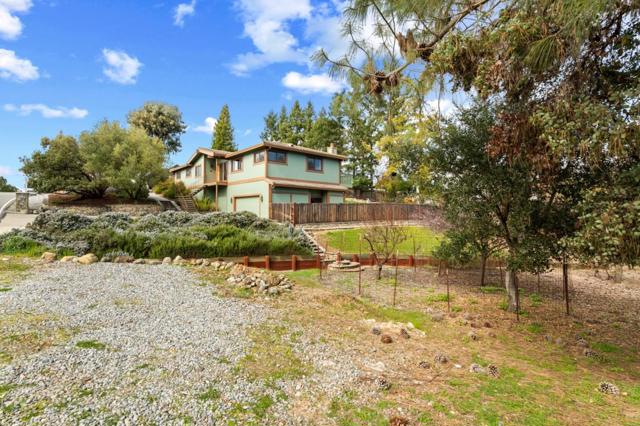 17370 Lakeview Drive, Morgan Hill CA: https://media.crmls.org/mediaz/199e7e54-3b75-4e2e-80e6-bd8cd8bb5030.jpg
