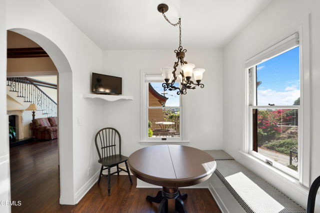 Detail Gallery Image 14 of 31 For 419 Brakey Rd, Ventura,  CA 93001 - 4 Beds | 3 Baths