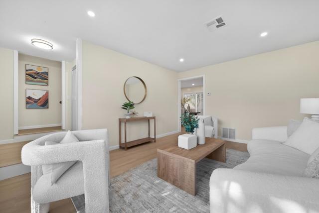 4243 Comet Circle, Union City CA: https://media.crmls.org/mediaz/199ec4e1-1294-48df-9f12-0795f6ab9e93.jpg