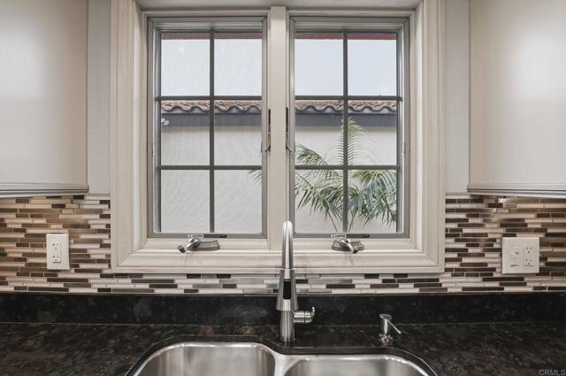 Detail Gallery Image 16 of 30 For 245 Smoke Tree Pl, Oceanside,  CA 92057 - 2 Beds | 2 Baths