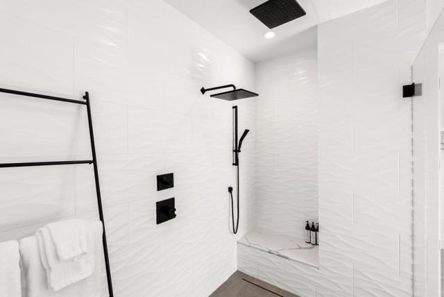 508 N Tremont Street, Oceanside CA: https://media.crmls.org/mediaz/199fe972-d034-4459-802a-834af6d167ed.jpg