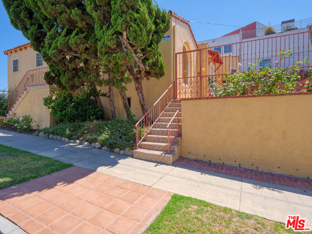 Image 3 for 2945 Manning Ave, Los Angeles, CA 90064