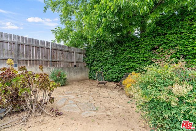 6163 Strickland Avenue, Los Angeles CA: https://media.crmls.org/mediaz/19a12c93-017f-4050-8664-ba5f336cdbcd.jpg
