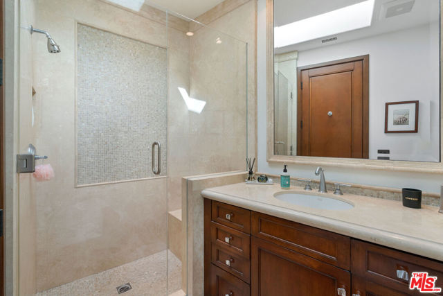 Drew Fenton | 31554 Victoria Point Road Malibu CA | MLS: 7245119