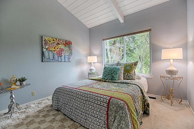 281 Anchor Court, Boulder Creek CA: https://media.crmls.org/mediaz/19a215b6-3d52-40cf-ae27-647f1b2431d2.jpg