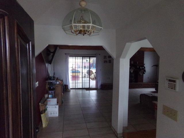 19650 Road 31, Madera CA: https://media.crmls.org/mediaz/19a21675-956b-48e0-aadf-0f83531074d8.jpg