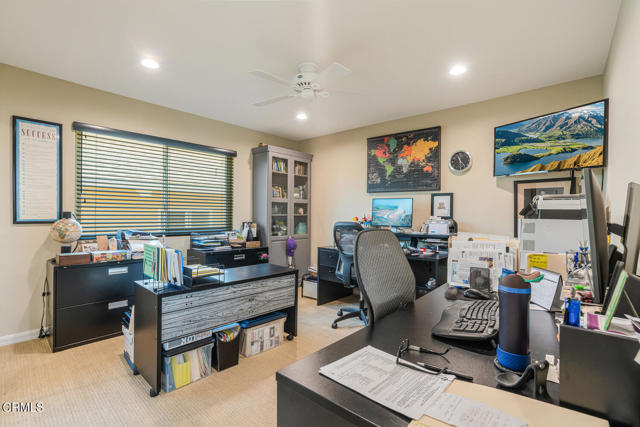 5114 Marlin Way, Oxnard CA: https://media.crmls.org/mediaz/19a24291-4262-4c8c-9873-0887876a7954.jpg