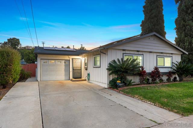 2170 Montclair St, San Diego CA: https://media.crmls.org/mediaz/19a33838-d545-4248-b92e-bbdf26dab0e2.jpg