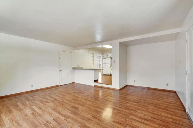 Image 21 of 41 For 948 Olive Avenue