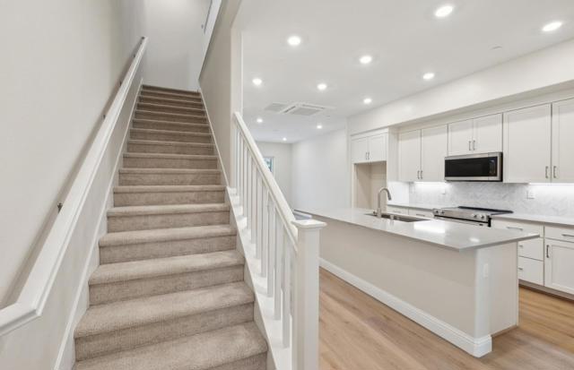 2449 Willow Way, San Mateo CA: https://media.crmls.org/mediaz/19a55b8b-e969-4903-81e6-a21ff65c8541.jpg