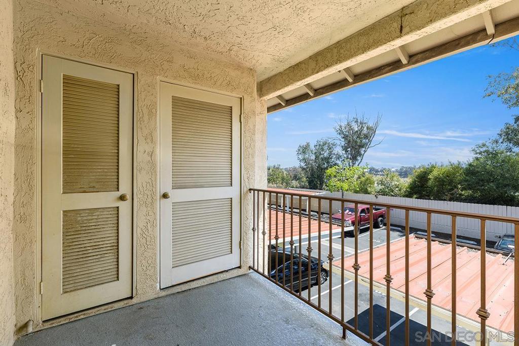 10158 Camino Ruiz - photo 6