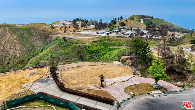 Drew Fenton | 23208 W Paloma Blanca Drive Malibu CA | MLS: 7205706