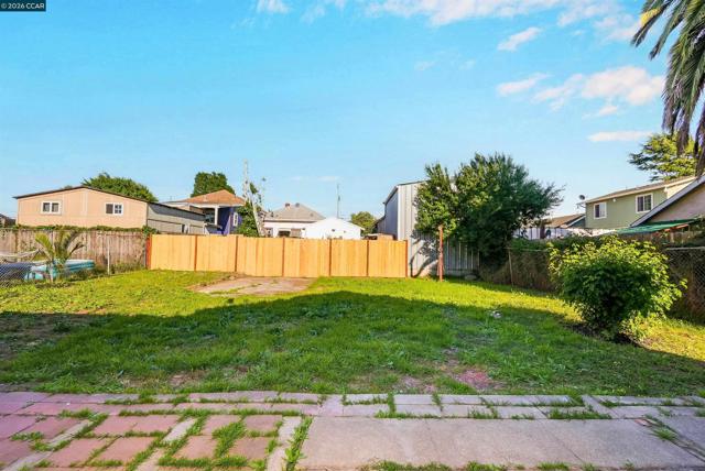 Image 44 of 58 For 456 4th St  