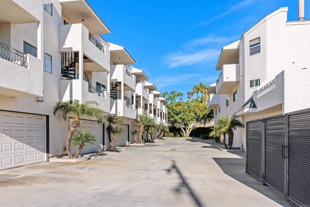 Detail Gallery Image 36 of 47 For 880 Home Ave #G,  Carlsbad,  CA 92008 - 3 Beds | 2/1 Baths