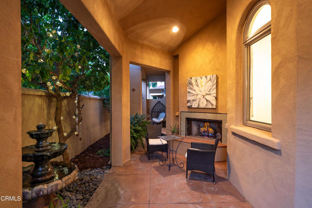 212 S Montgomery Street, Ojai CA: https://media.crmls.org/mediaz/19a76df1-e622-49ea-9fc7-88146e635299.jpg
