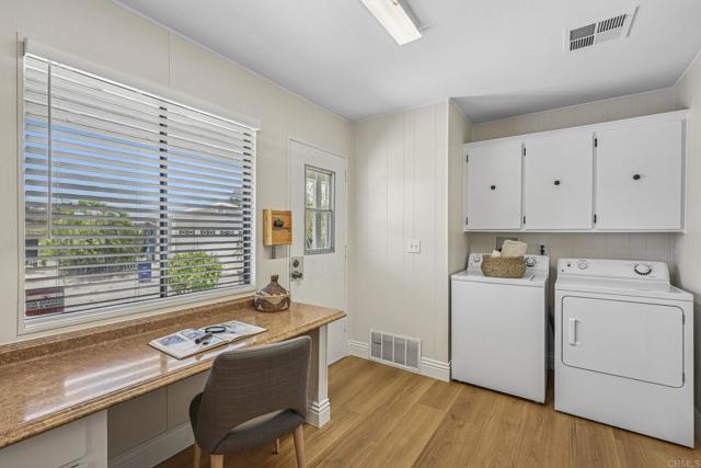 Detail Gallery Image 15 of 58 For 631 via Costa Rica, Vista,  CA 92081 - 2 Beds | 2 Baths