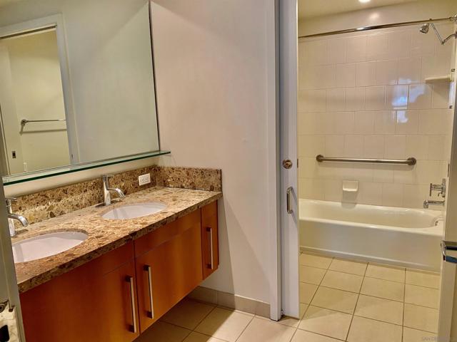 350 11th Avenue, San Diego CA: https://media.crmls.org/mediaz/19a80f98-c12d-475c-9061-8f9a0340d4d1.jpg