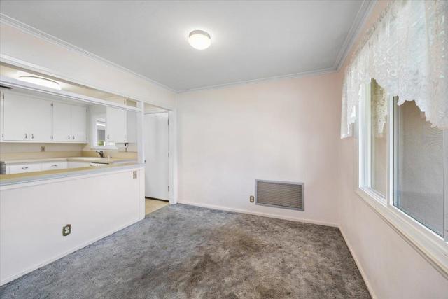 701 Poinsettia Avenue, San Mateo CA: https://media.crmls.org/mediaz/19a88d02-d558-4c00-a6b5-620afee3b013.jpg
