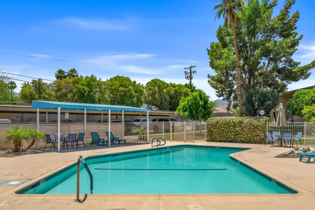 77845 California Drive, Palm Desert CA: https://media.crmls.org/mediaz/19a8b99e-63c8-424c-8e14-af0fd92d1674.jpg