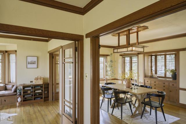 402 Lynn Drive, Ventura CA: https://media.crmls.org/mediaz/19aa98c7-540b-44a2-b83b-02e4df4f33f5.jpg