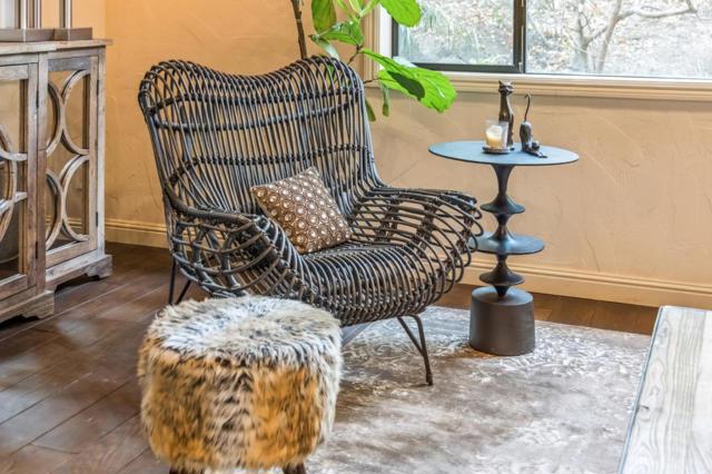 61 Oak Haven Way, Woodside CA: https://media.crmls.org/mediaz/19aaa0ac-bf81-4c62-9c4d-b2deab08e7ac.jpg