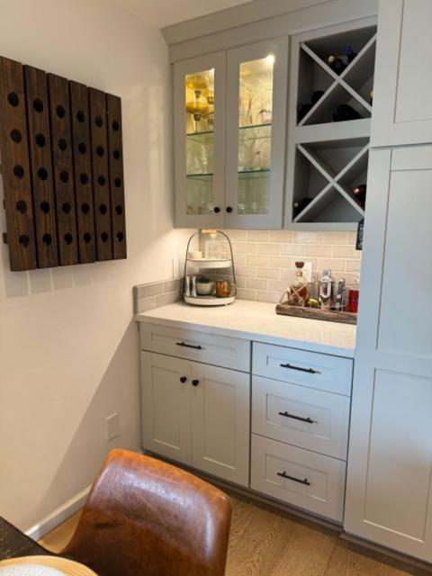 3308 Sycamore Place, Carmel CA: https://media.crmls.org/mediaz/19aad3d4-bfa3-444e-9e86-30782254af54.jpg