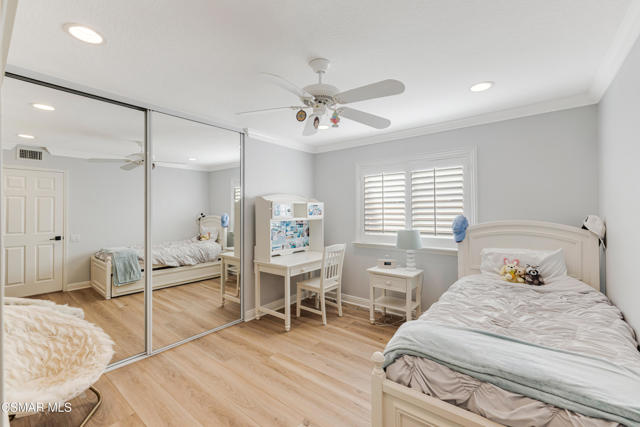 12147 Alder Grove Street, Moorpark CA: https://media.crmls.org/mediaz/19aba400-5b0e-4f54-a138-4ecf871b0162.jpg