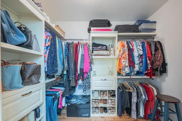 25552 Meadowview Circle, Salinas CA: https://media.crmls.org/mediaz/19ac370b-739a-4def-aa11-a262eb1f940e.jpg